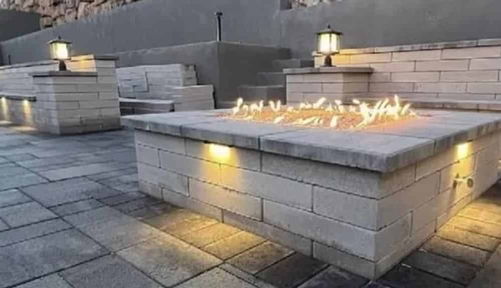 Outdoor Kitchens & Firepits image