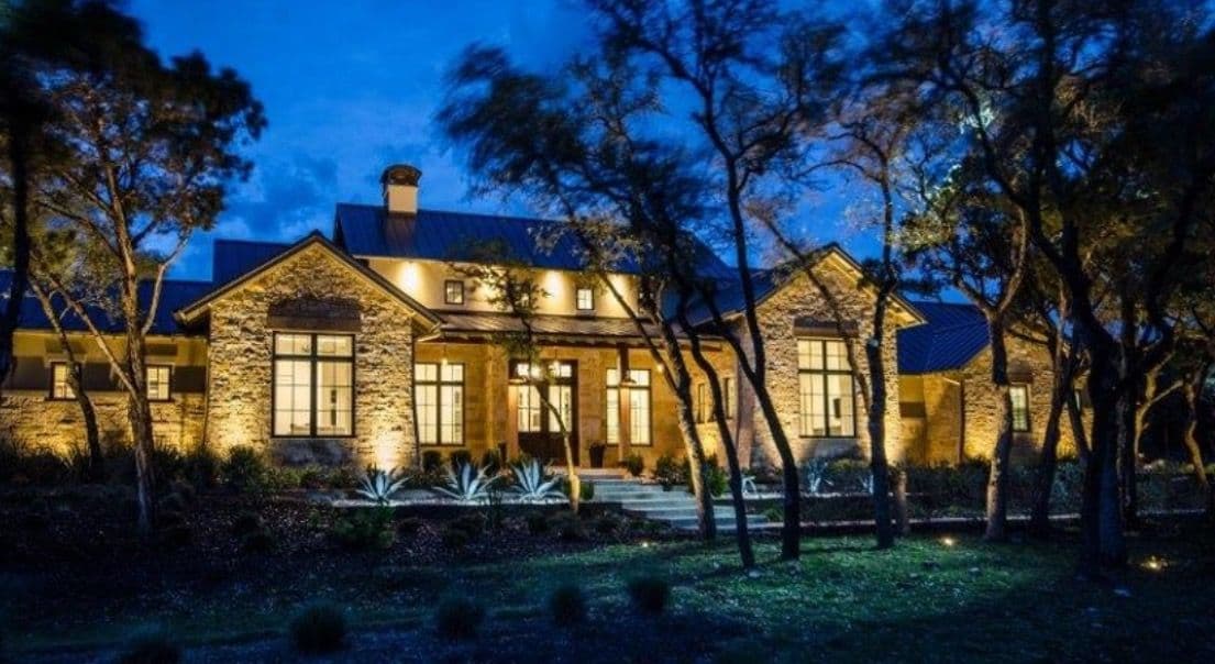 Enhancing North Georgia Properties with Landscape Lighting image